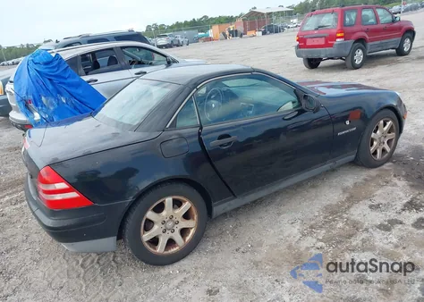 1999 Mercedes-Benz Slk 230 Kompressor z USA, uszkodzony, nr VIN WDBKK47F0XF086064